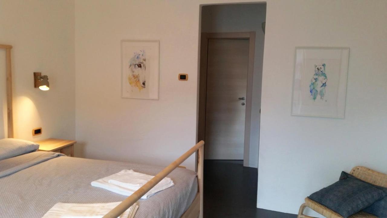 B&B Val Valerna 勒泽诺 外观 照片